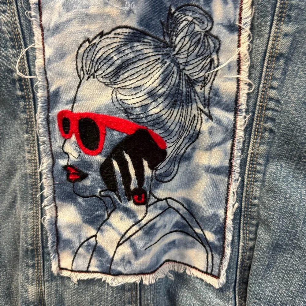 Miss Me Blue Denim Jacket with Artistic Face Patch - Picture 4 of 5